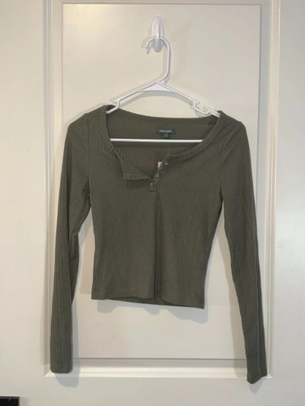 Olive Green Ribbed Long Sleeve Crop Top Size XS New with Tags